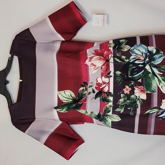 𝅺Gaby Skye Women's Scuba Floral Dress - Picture 4 of 15